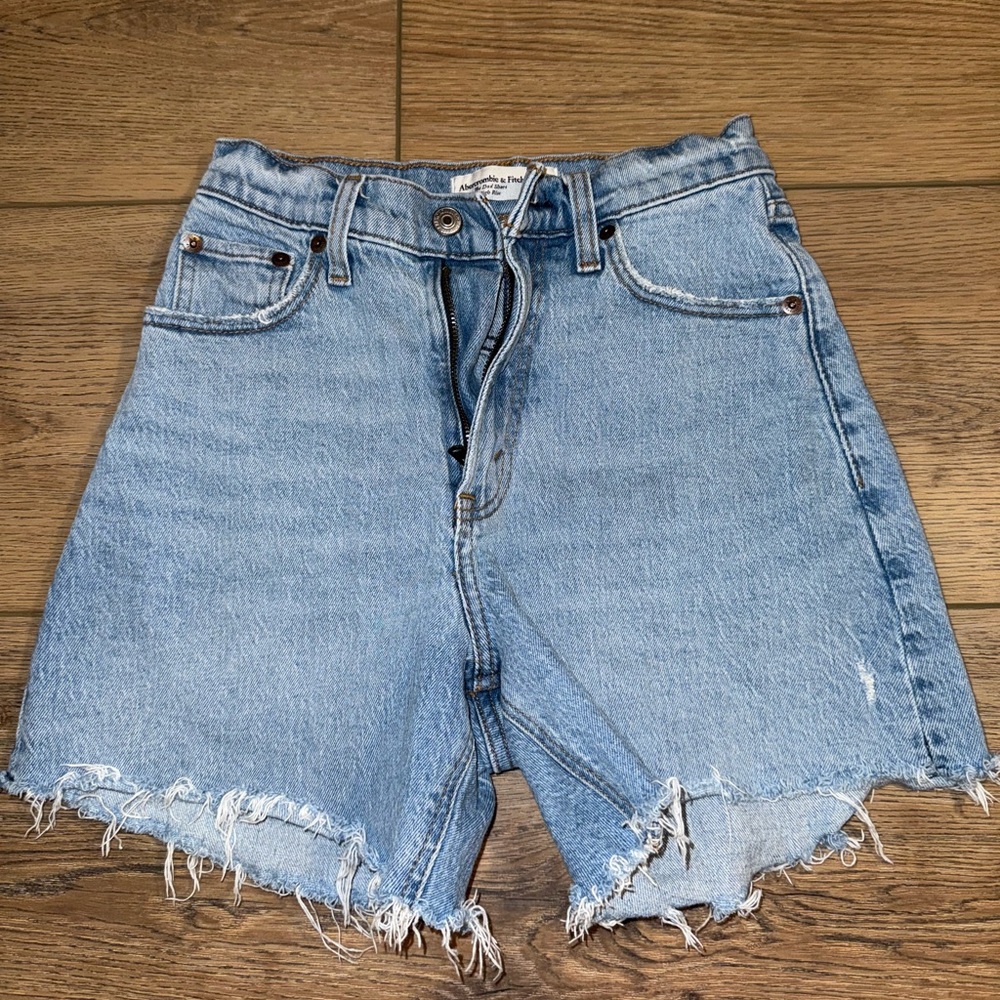 Abercrombie and Fitch dad shorts curve love high rise